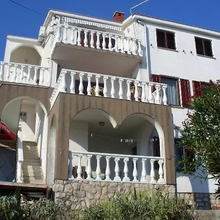 In With Sea View, Balcony, Air Conditioning, Wi-fi